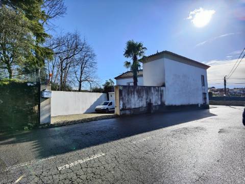 Moradia isolada, 434m², Sanfins - Santa Maria da Feira