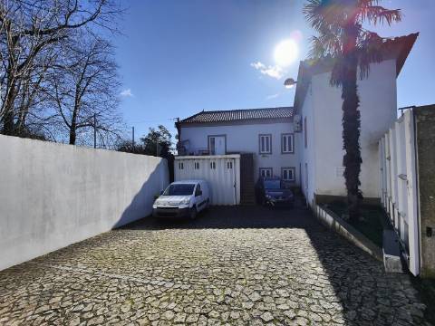Moradia isolada, 434m², Sanfins - Santa Maria da Feira