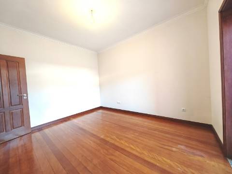 Moradia Térrea em Perosinho, Vila Nova de Gaia