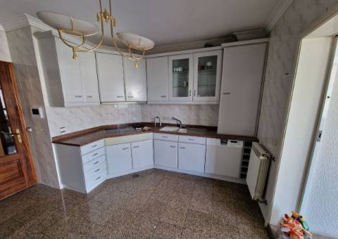 Moradia t2 em zona residencial muito requisitada