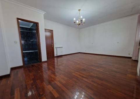 Moradia t2 em zona residencial muito requisitada