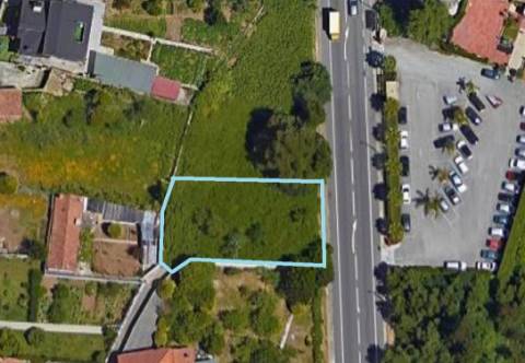 Terreno Urbano com 600m2