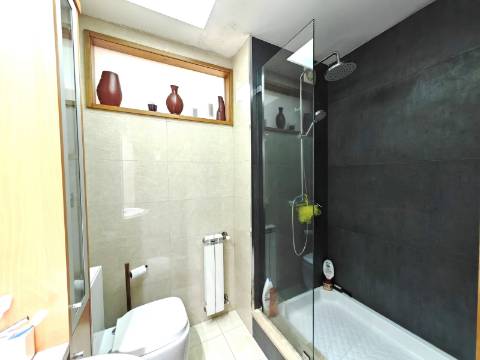 Apartamento T2 com 133,8m² em São João da Madeira