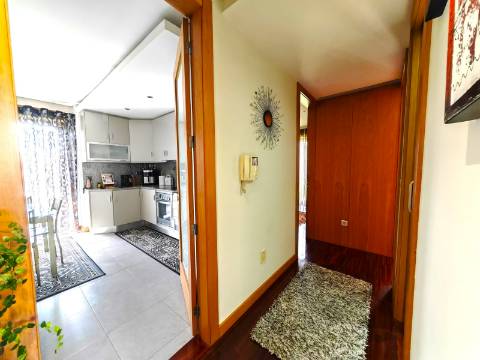 Apartamento T2 com 133,8m² em São João da Madeira
