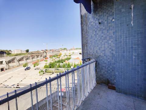 Apartamento T3 Remodelado, São João da Madeira