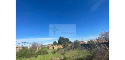 Terreno Murado com 958 m² - Excelente Oportunidade - Moreanes / Santana de Cambas / Mértola