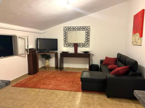 Monte Tipicamente Alentejano - 13 hectares - Baixo Alentejo (Vila Verde de Ficalho)