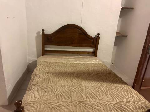 Monte Tipicamente Alentejano - 13 hectares - Baixo Alentejo (Vila Verde de Ficalho)