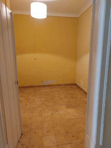 Moradia Ampla para Recuperar- Centro de Ferreira do Alentejo