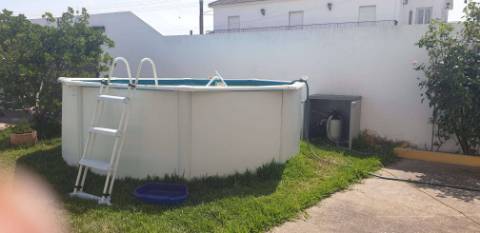 Magnífica Moradia T4 com Quintal - Vale de Vargo (Serpa)