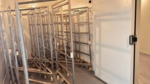 Fábrica pronta a laboral - SETOR ALIMENTAR