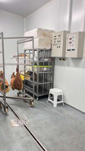 Fábrica pronta a laboral - SETOR ALIMENTAR