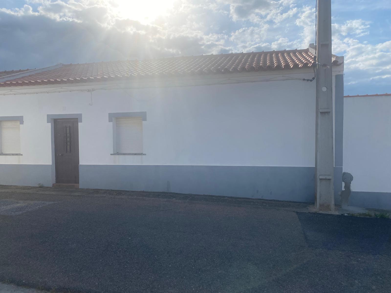 Vivenda em Vale de Vargo
