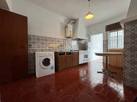 Moradia T5 zona de Monforte - recentemente remodelada