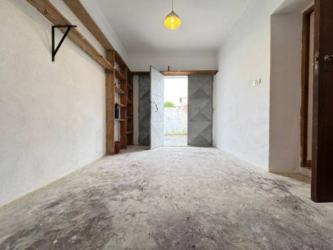 Moradia T5 zona de Monforte - recentemente remodelada