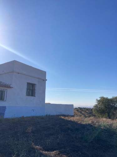 Herdade com 814hectares no Baixo Alentejo / Moura / Fronteira com Espanha