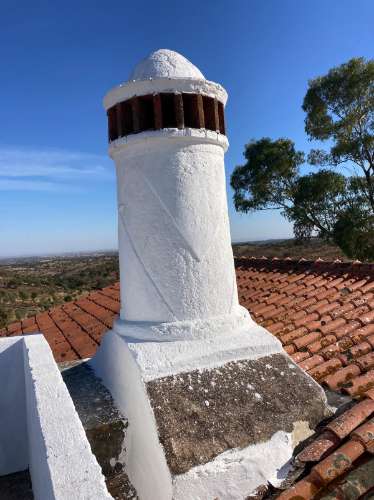 Herdade com 814hectares no Baixo Alentejo / Moura / Fronteira com Espanha
