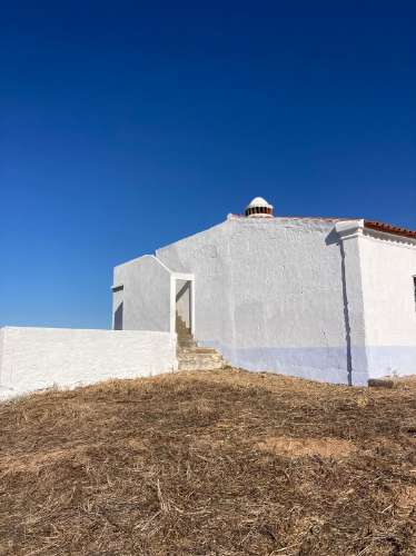 Herdade com 814hectares no Baixo Alentejo / Moura / Fronteira com Espanha