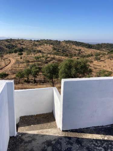 Herdade com 814hectares no Baixo Alentejo / Moura / Fronteira com Espanha