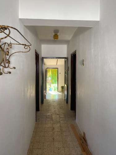 Moradia T3 com Quintal Amplo e Garagem - Oportunidade para Remodelar ao Seu Gosto