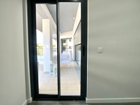 Último T2 Disponível !!!!- Empreendimento Novo com Piscina e Terraço Privativo