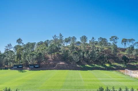 Oportunidade de negócio! Apartamentos T1-T3 mobilados perto do Autódromo do Algarve!