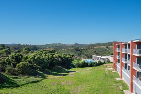 Oportunidade de negócio! Apartamentos T1-T3 mobilados perto do Autódromo do Algarve!