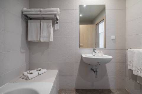 Oportunidade de negócio! Apartamentos T1-T3 mobilados perto do Autódromo do Algarve!