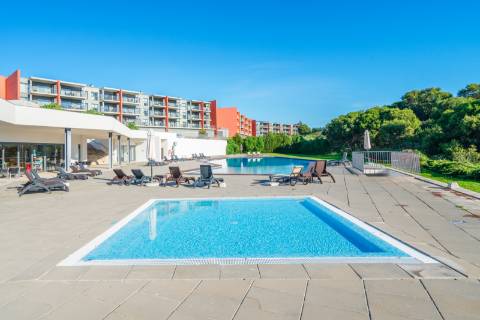 Oportunidade de negócio! Apartamentos T1-T3 mobilados perto do Autódromo do Algarve!