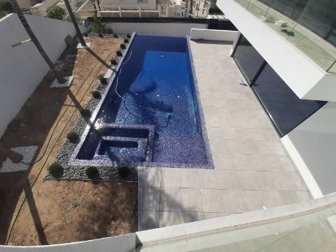 Luxuosa Villa T4 - Albufeira