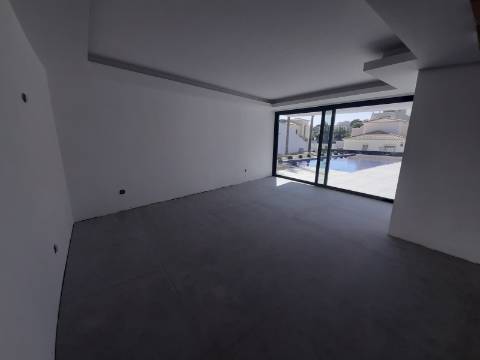 Luxuosa Villa T4 - Albufeira