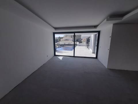 Luxuosa Villa T4 - Albufeira