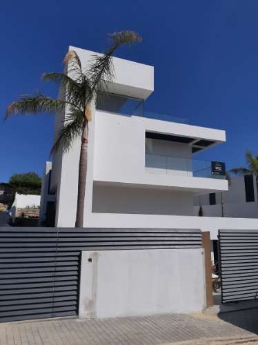 Luxuosa Villa T4 - Albufeira