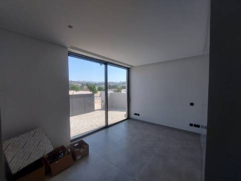 Moradia V3 com Rooftop na Marina de Albufeira