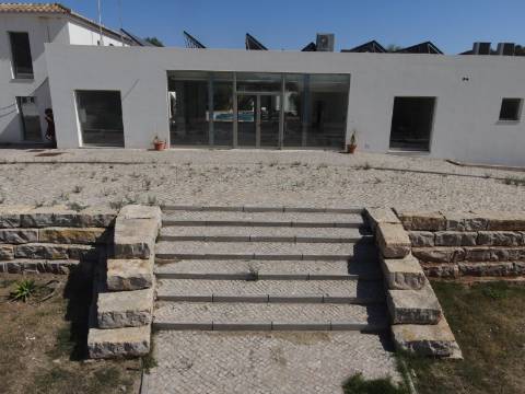 Excelente investimento para Hotel de 4 Estrelas