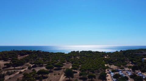 Excelente Villa T4+ T2 perto da praia da Falésia ' Excelente Investimento '