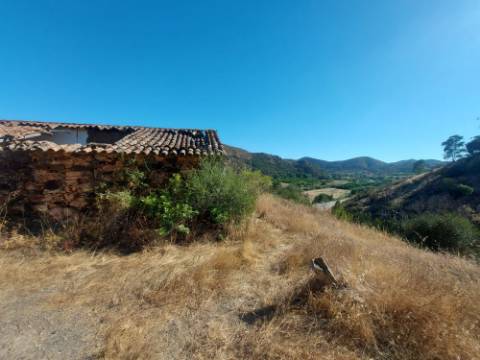 Quinta Rural em Monchique ! Excelente investimento para turismo rural!