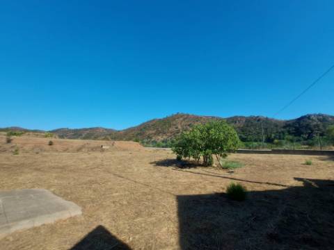 Quinta Rural em Monchique ! Excelente investimento para turismo rural!