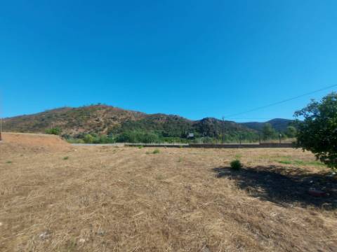 Quinta Rural em Monchique ! Excelente investimento para turismo rural!