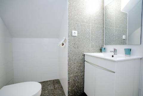 Espetacular Moradia T5+ T2 com terreno para construção de moradia independente