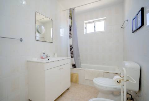 Espetacular Moradia T5+ T2 com terreno para construção de moradia independente