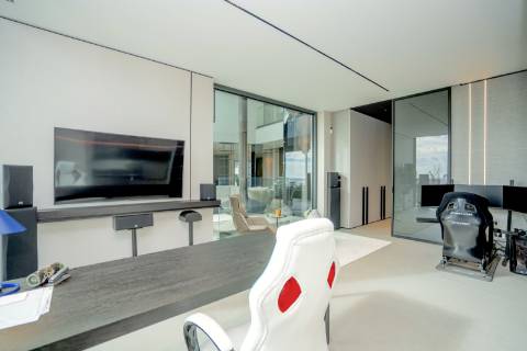 Moradia de Luxo na praia dos Salgados frente mar!