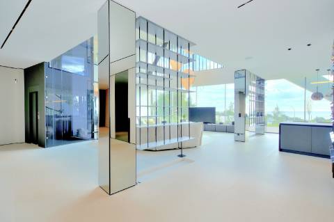 Moradia de Luxo na praia dos Salgados frente mar!