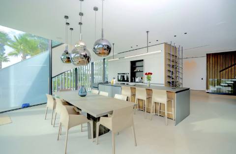 Moradia de Luxo na praia dos Salgados frente mar!