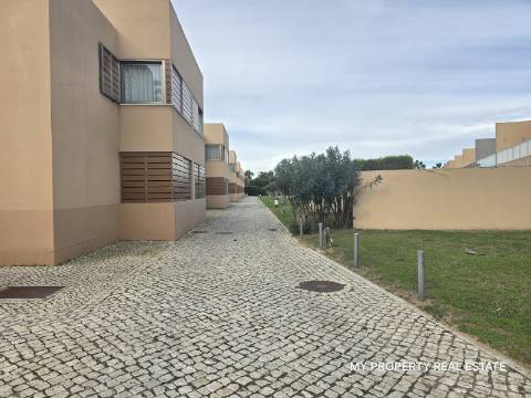 Moradia de 4 quartos com piscina privativa na Herdade dos Salgados