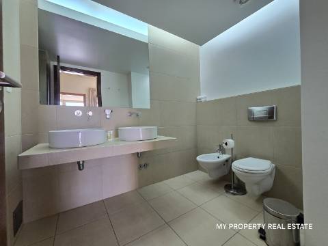 Moradia de 4 quartos com piscina privativa na Herdade dos Salgados