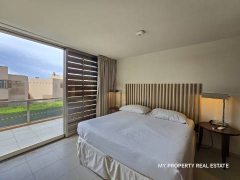 Moradia de 4 quartos com piscina privativa na Herdade dos Salgados