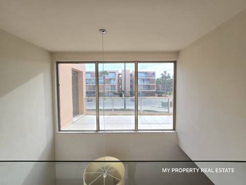 Moradia de 4 quartos com piscina privativa na Herdade dos Salgados