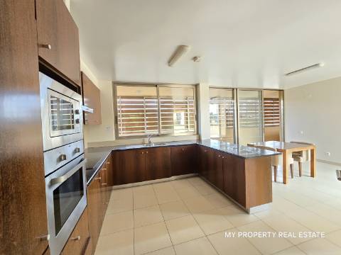 Moradia de 4 quartos com piscina privativa na Herdade dos Salgados