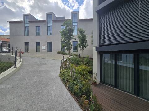 Apartamento com um quarto ,novo ,no Empreendimento Prateato Terrace em Marvilla